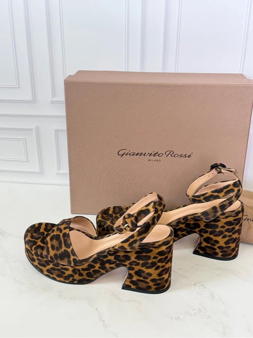 Gianvito Rossi Alma Leopard Print Platform Sandals Ankle Strap Block Heel EU 38